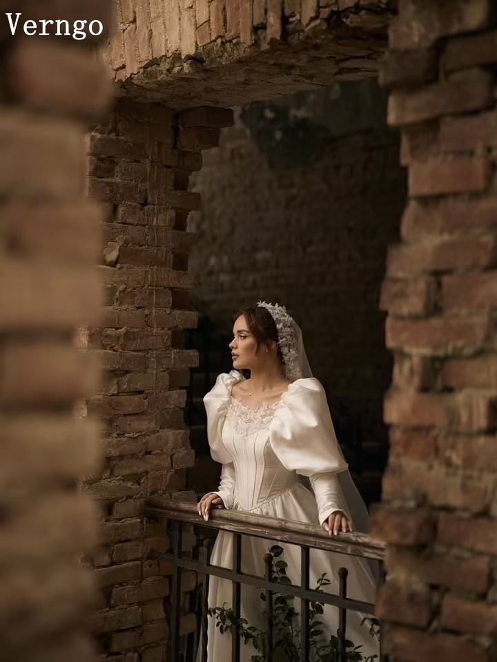 Abito da sposa Verngo in raso  - Badminton Victory recensione e prezzo